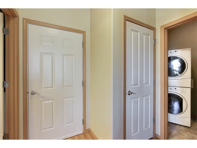 Building Photo - 3 Bedroom 2.5 Bath DuPont Townhome