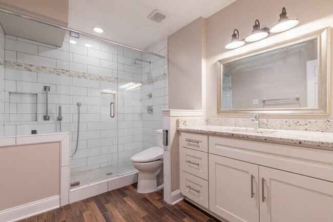 Building Photo - 8501 Buckthorn Dr