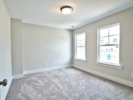 Building Photo - 938 Kalu Dr