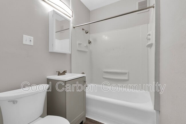 Building Photo - 1251 Hertel Ave