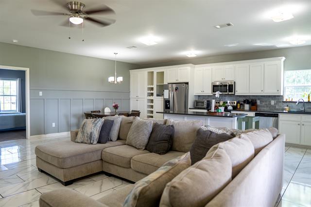 Building Photo - 2143 Soman Ln