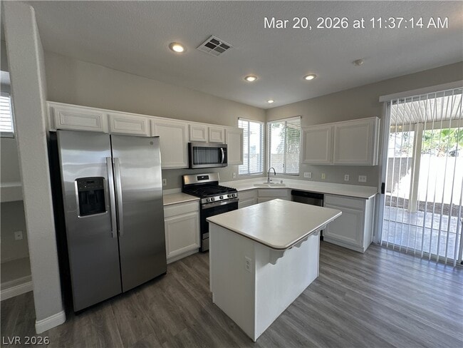 Building Photo - 9712 Floweret Ave