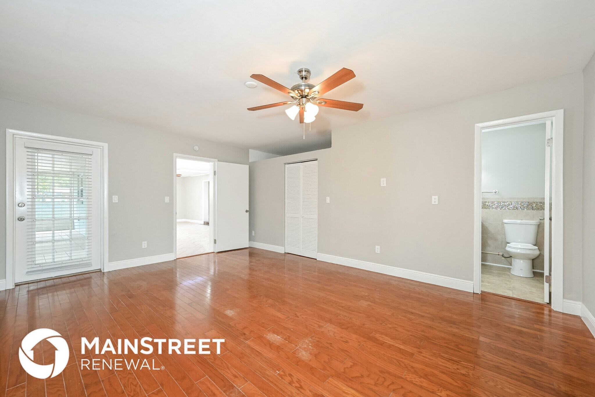 Building Photo - 632 Ryan Ave