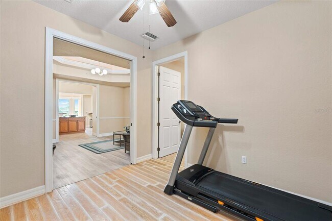 Building Photo - 6100 Jessie Harbor Dr