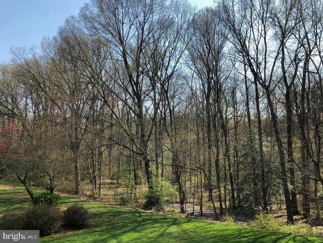 Building Photo - 11659 Stoneview Square