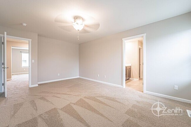 Building Photo - 15312 NE 72nd Way