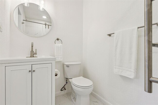 Building Photo - 1601 Triangle Ave