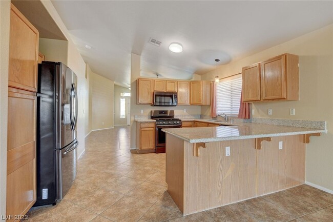 Building Photo - 7865 Blue Charm Ave