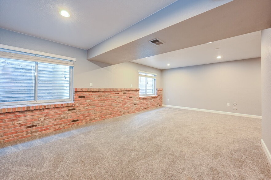 Building Photo - 17214 Paoli Way