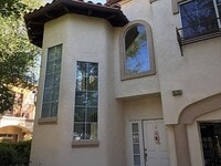 Building Photo - 1036 Pan Ct