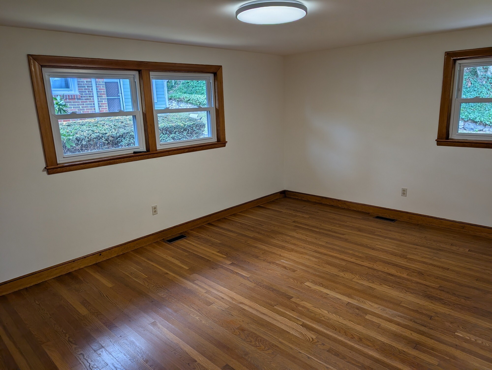 Building Photo - 53 Oakley Rd