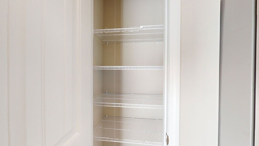 Building Photo - 2629 Virginia Mae Ln