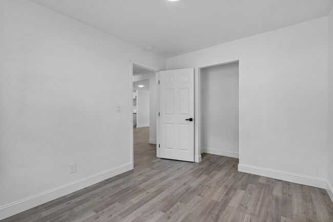 Building Photo - 72 Madera Dr