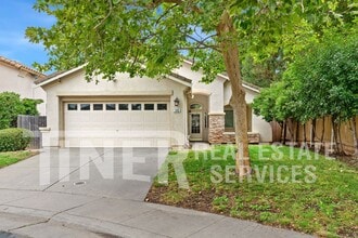 Building Photo - 149 Canberra Ct