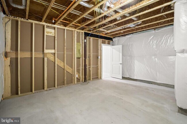Building Photo - 3823 Solidarity Cir