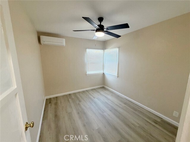 Building Photo - 901 N San Gabriel Ave