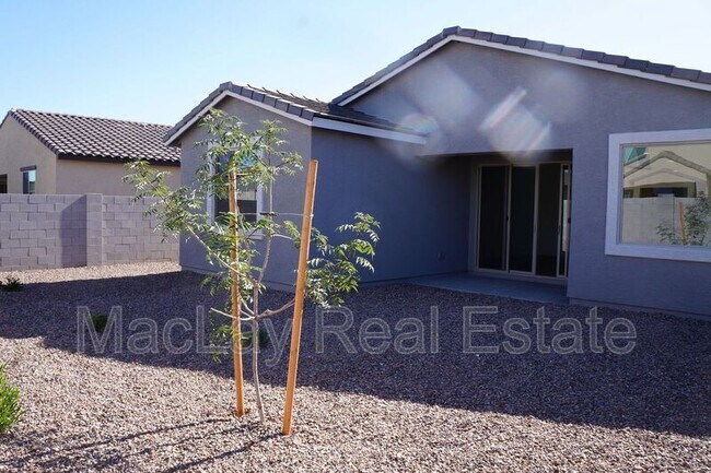 Building Photo - 6123 S Oxley