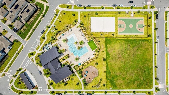 Building Photo - 12111 Imaginary Way