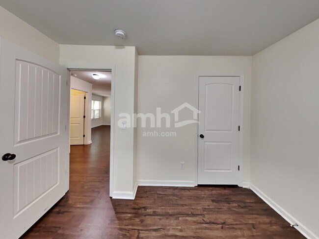 Building Photo - 4280 Chads Park Dr