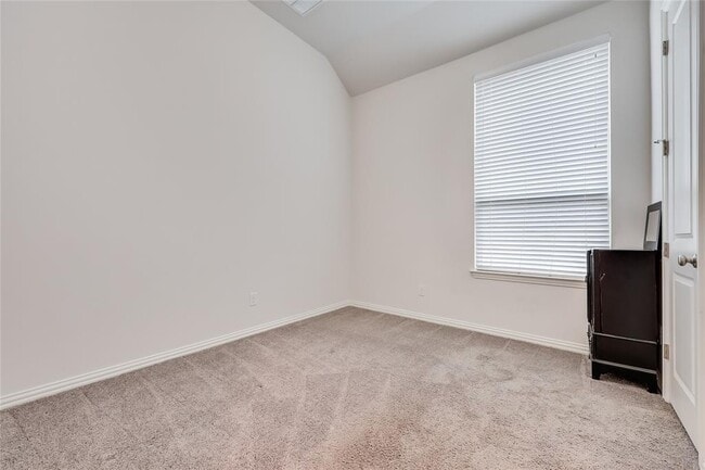Building Photo - 7705 Pace Ravine Dr