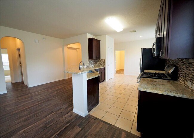 Building Photo - 6139 Galloway Ln