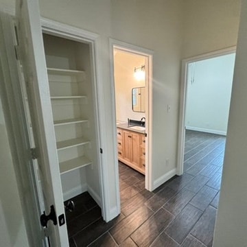 Building Photo - 409 Hardwicke Ln