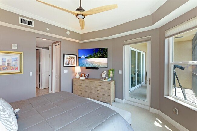 Building Photo - 10520 Boardwalk Loop