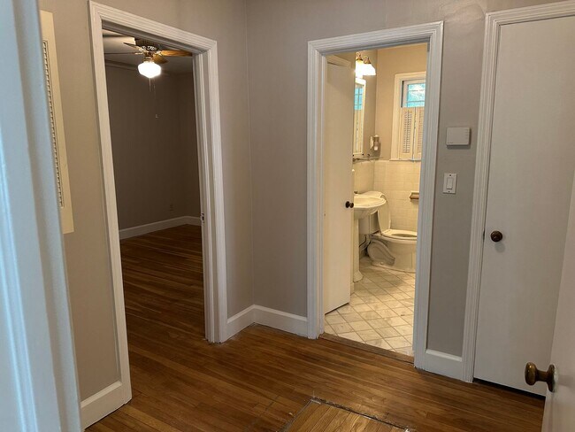 Building Photo - 5515 Habersham St