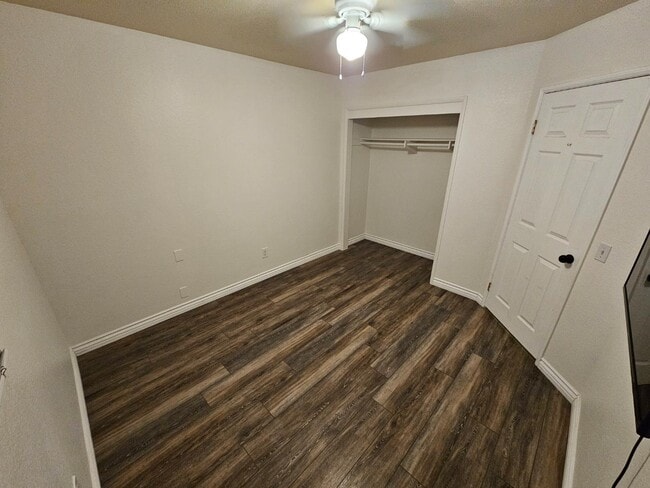 Building Photo - 1704 Horseshoe Ct
