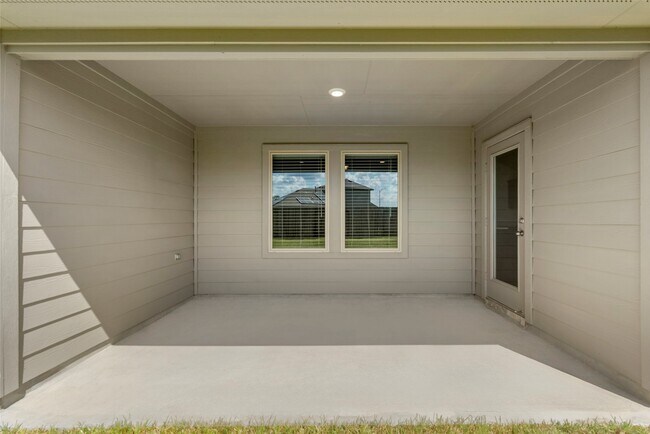 Building Photo - 23531 Harrow Fld Ln