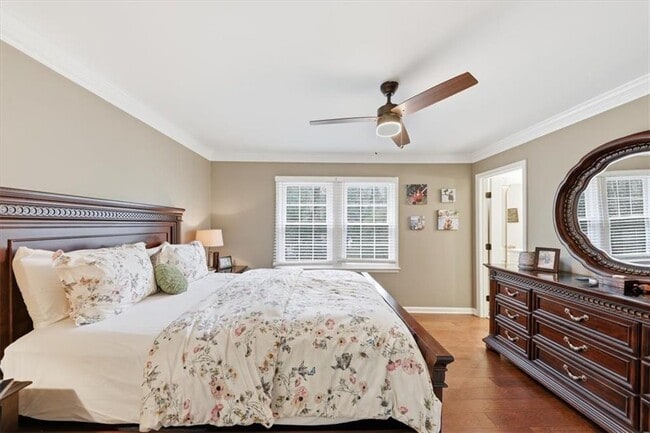 Building Photo - 15 Arpege Way NW