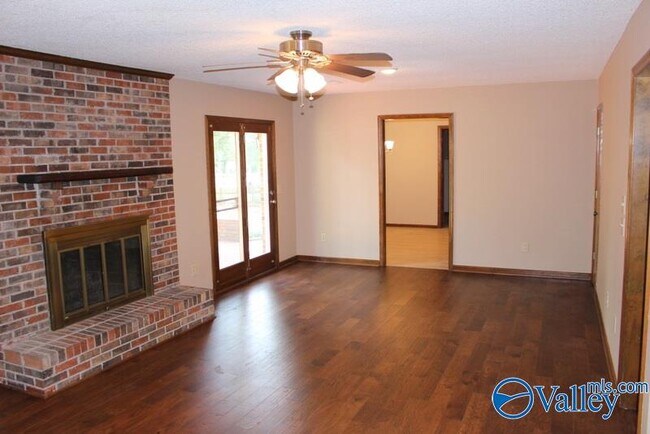 Building Photo - 141 Wedgewood Terrace Rd