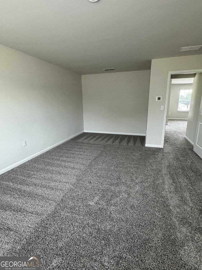 Building Photo - 15 Warwick Ct