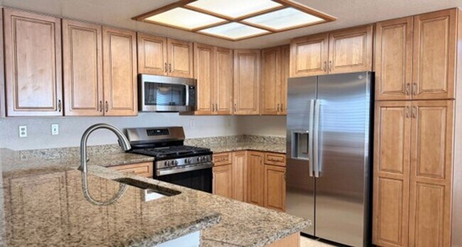 Building Photo - FABULOUSLY CLEAN AND CHARMING HOME IN THE LAKES COMMUNITY OF SOUTHWEST LAS VEGAS