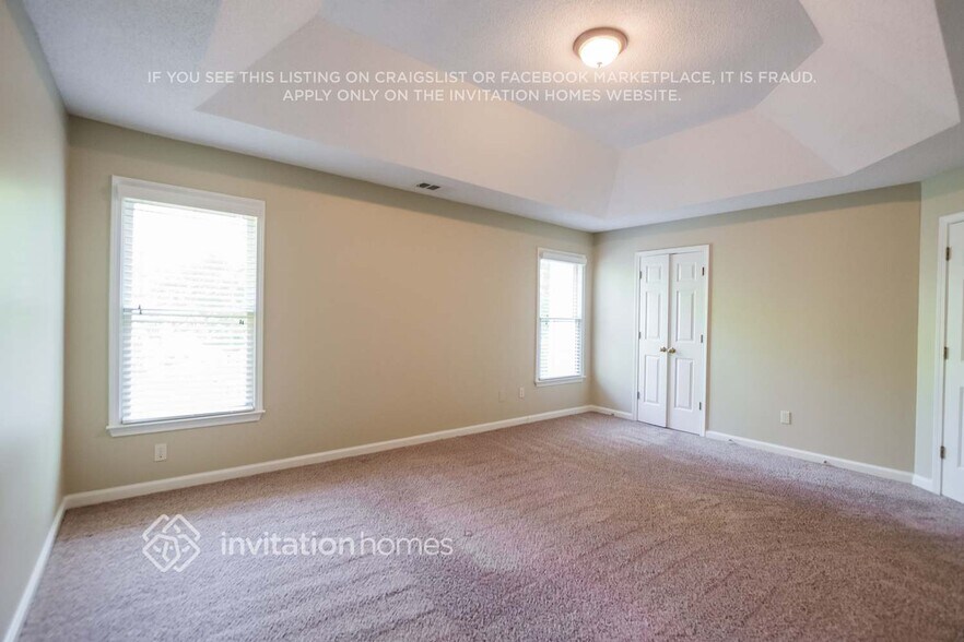 Building Photo - 361 Hunters Creek