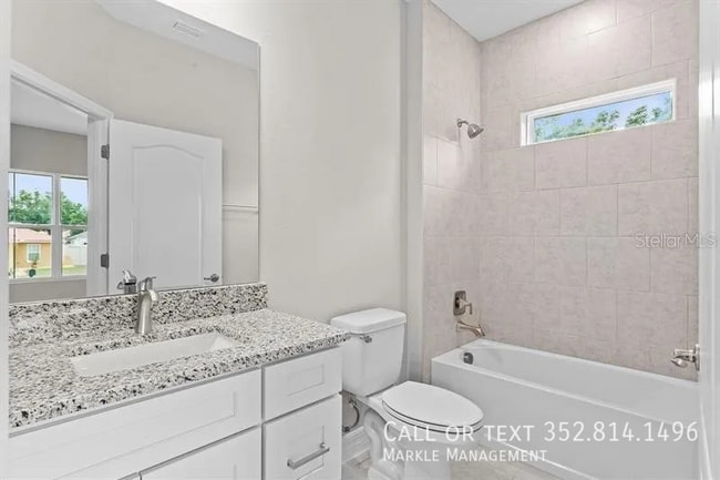 Building Photo - 9393 SE 158th Pl