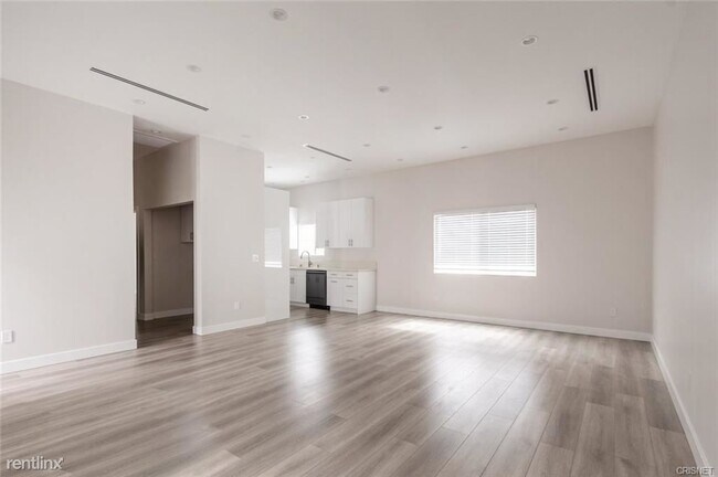 Building Photo - 3 br, 2 bath House - 8684 Haddon Avenue