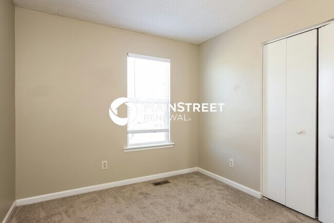 Building Photo - 3 Bedroom Pet-Friendly Home in Raleigh, NC with Main Street Renewal