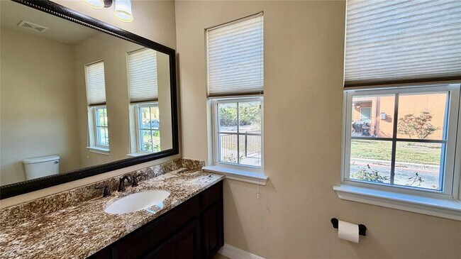 Building Photo - 12300 Terraza Cir