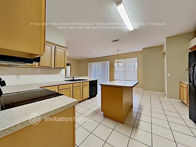 Building Photo - 13326 Rosemeade Cove