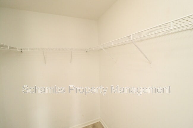 Building Photo - 8631 Neuse Club Ln