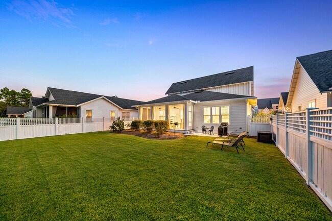 Building Photo - 245 Log Landing St