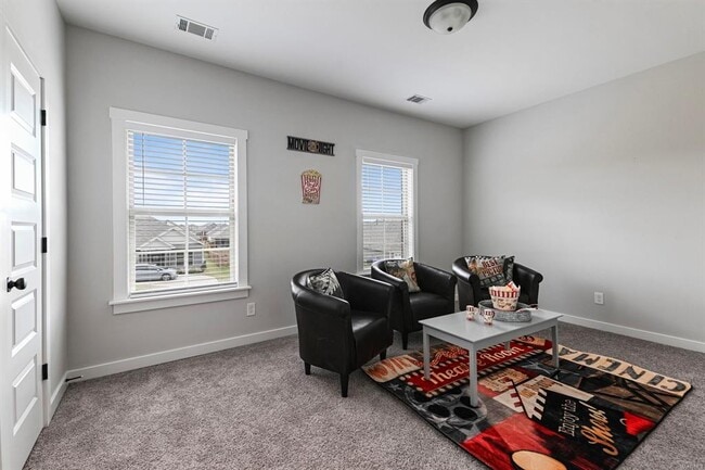 Building Photo - 731 Hedgefield Way