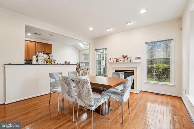 Building Photo - 14 Caleb Ln