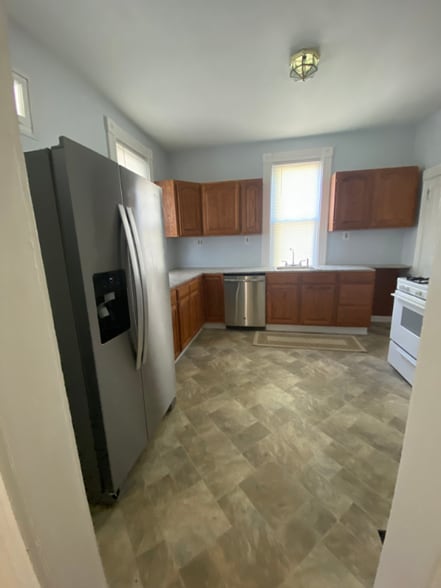 Building Photo - 812 Ohio Ave