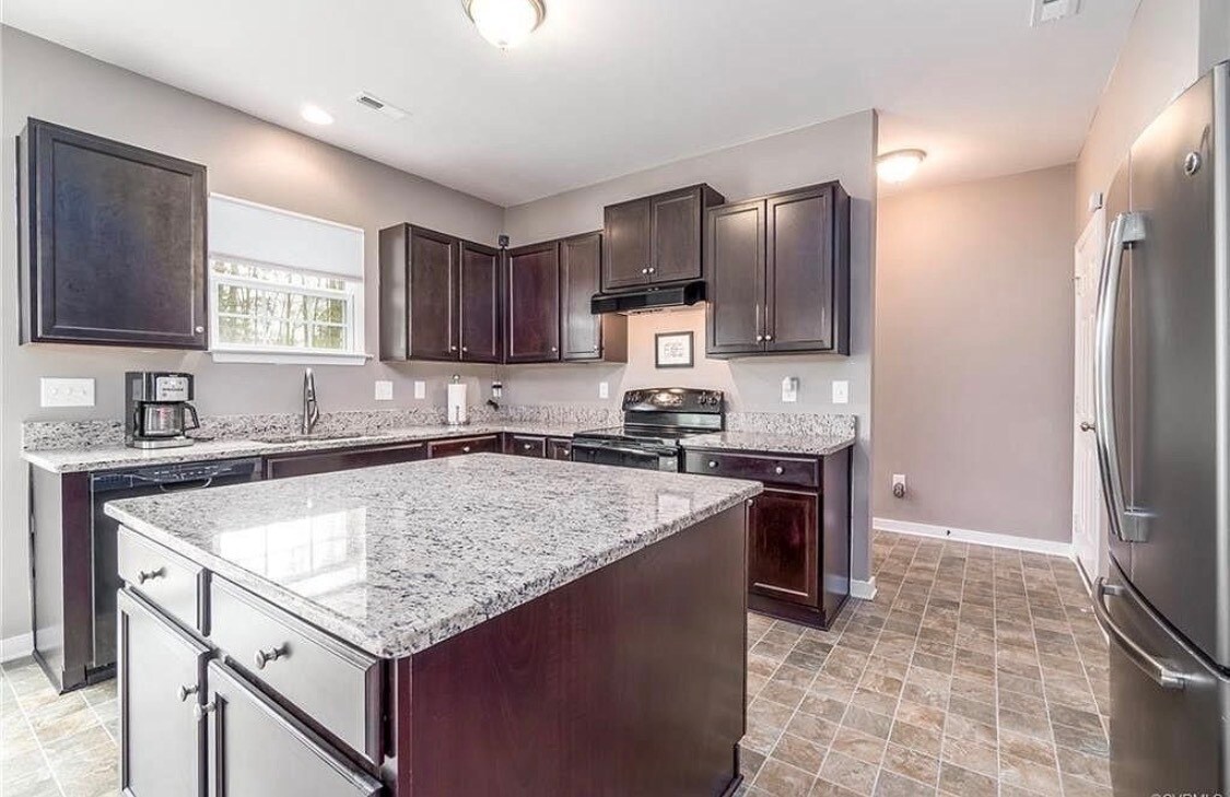 Building Photo - 4007 Island Park Ct