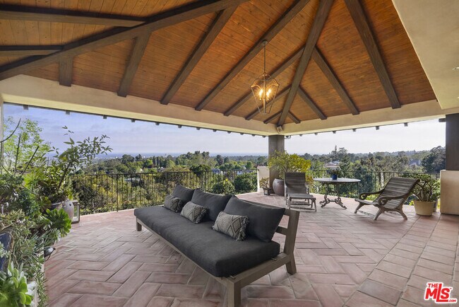 Building Photo - 361 Fordyce Rd