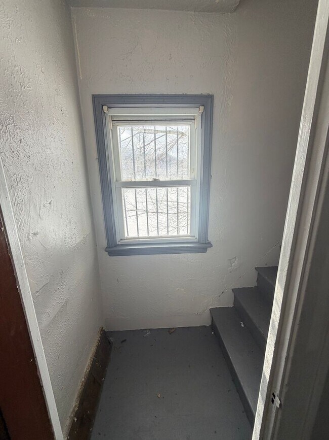 Building Photo - 22680 Coulter Ave