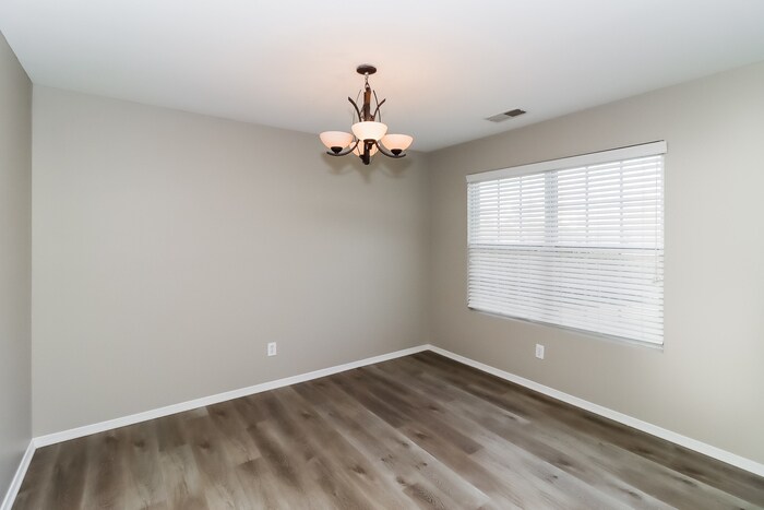 Building Photo - 9623 Bayview Pkwy