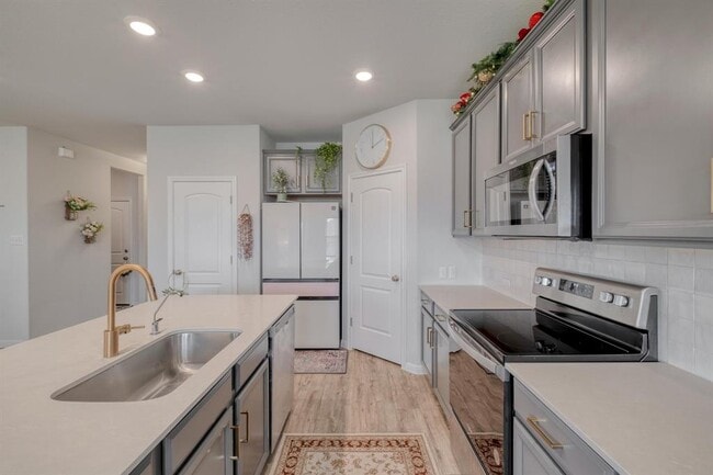 Building Photo - 19425 Forman Dr